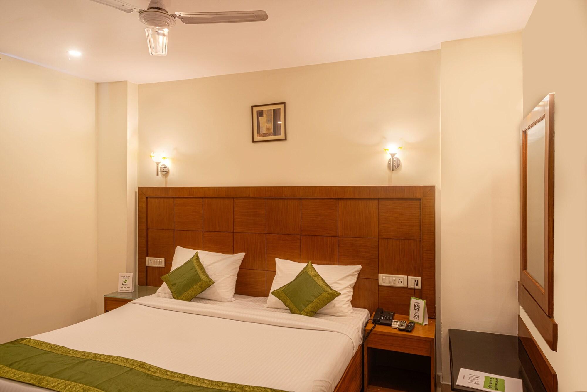 Treebo Trend Grand Plaza Nampally 海得拉巴 外观 照片