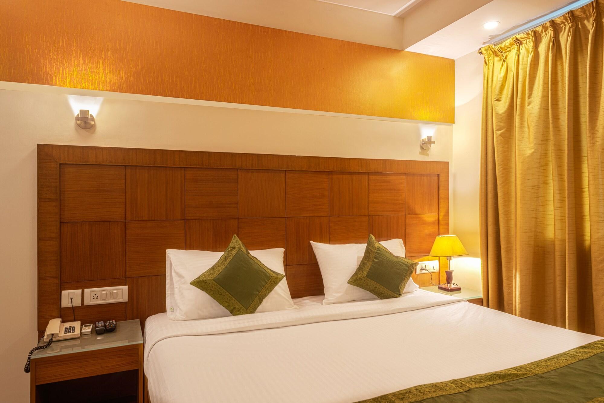 Treebo Trend Grand Plaza Nampally 海得拉巴 外观 照片