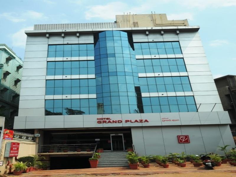 Treebo Trend Grand Plaza Nampally 海得拉巴 外观 照片