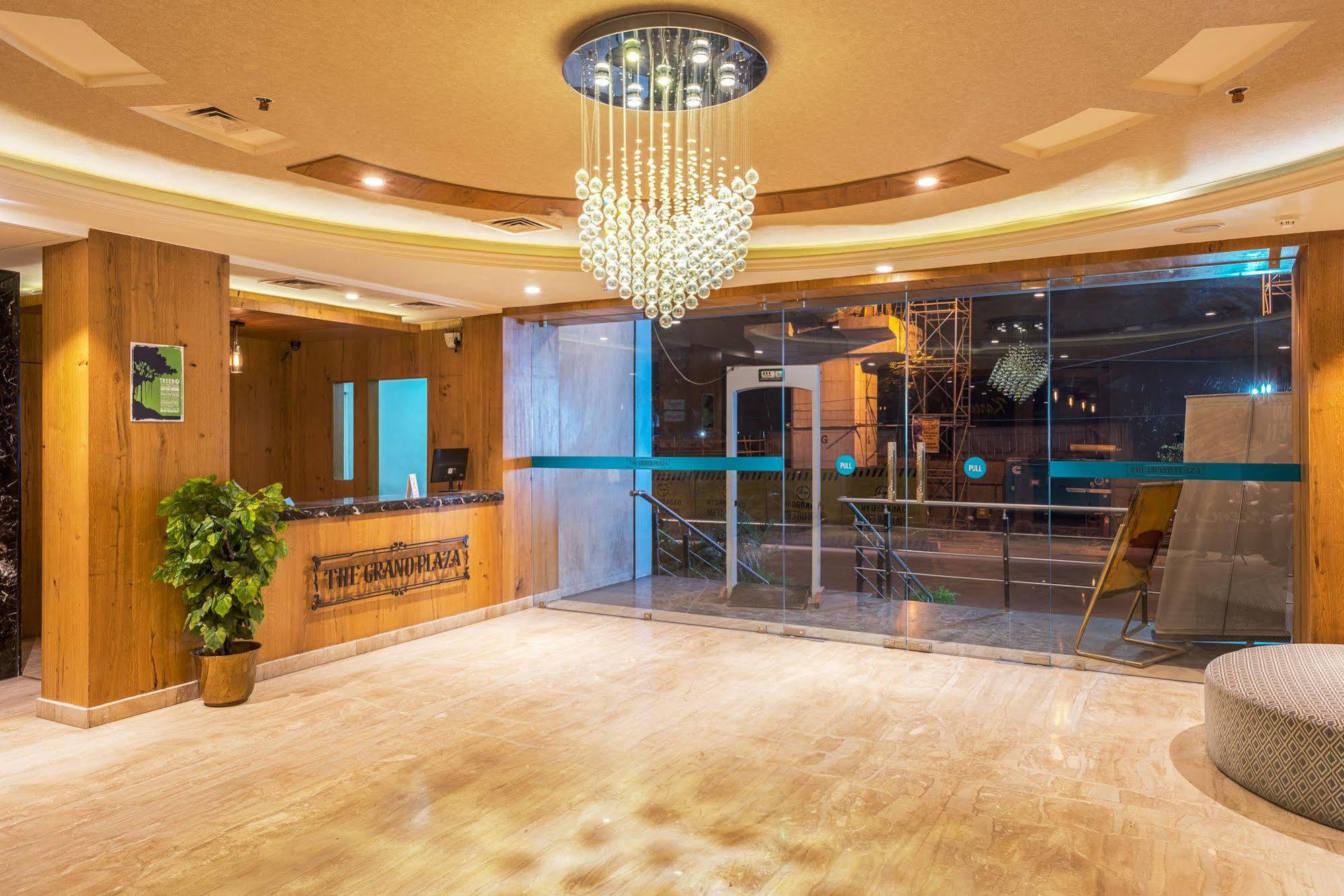Treebo Trend Grand Plaza Nampally 海得拉巴 外观 照片