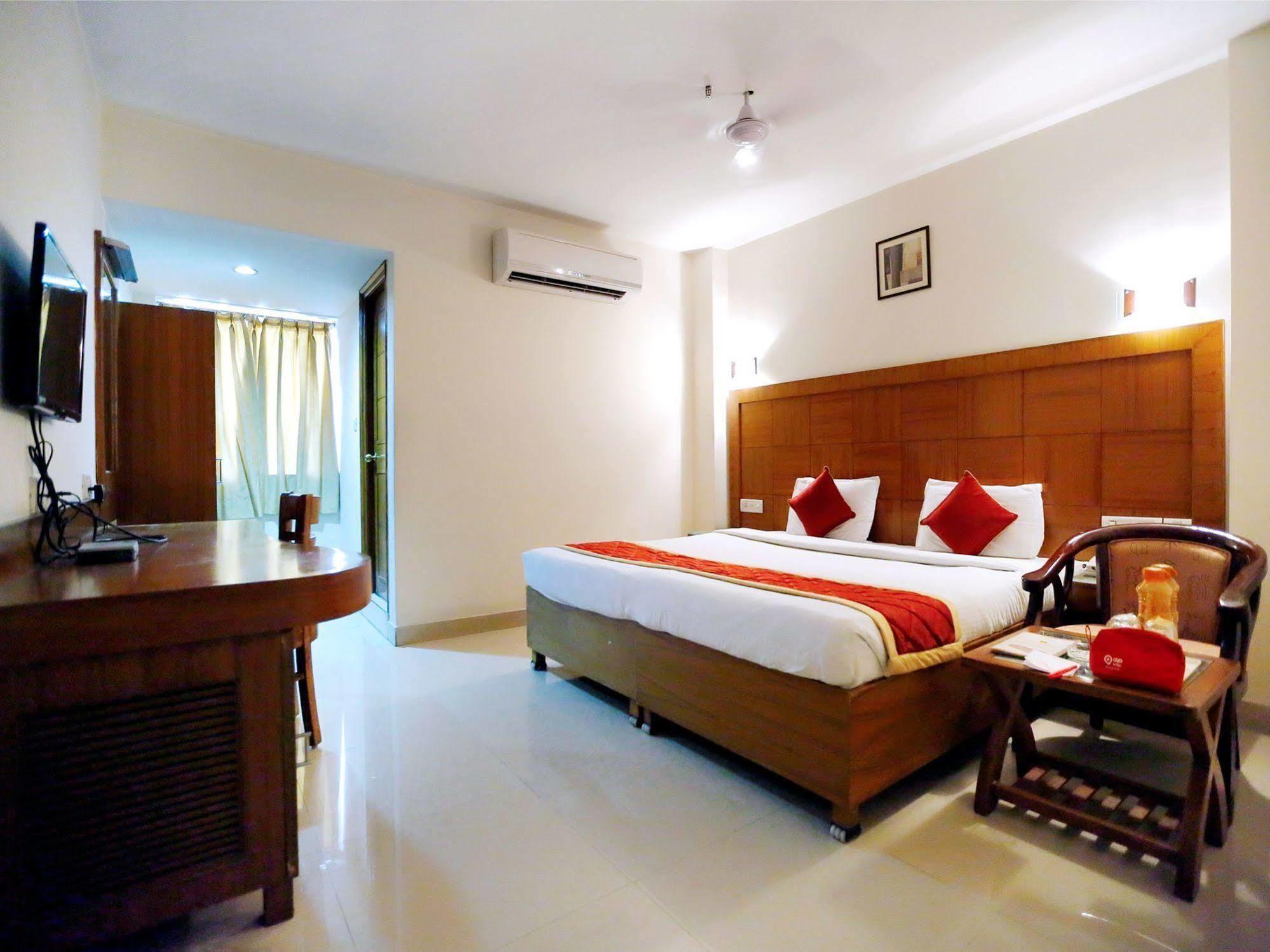 Treebo Trend Grand Plaza Nampally 海得拉巴 外观 照片